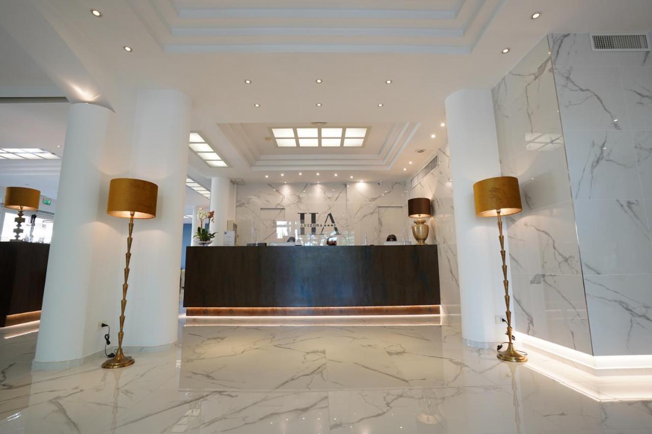 Hotel Arizona Riccione Bagian luar foto