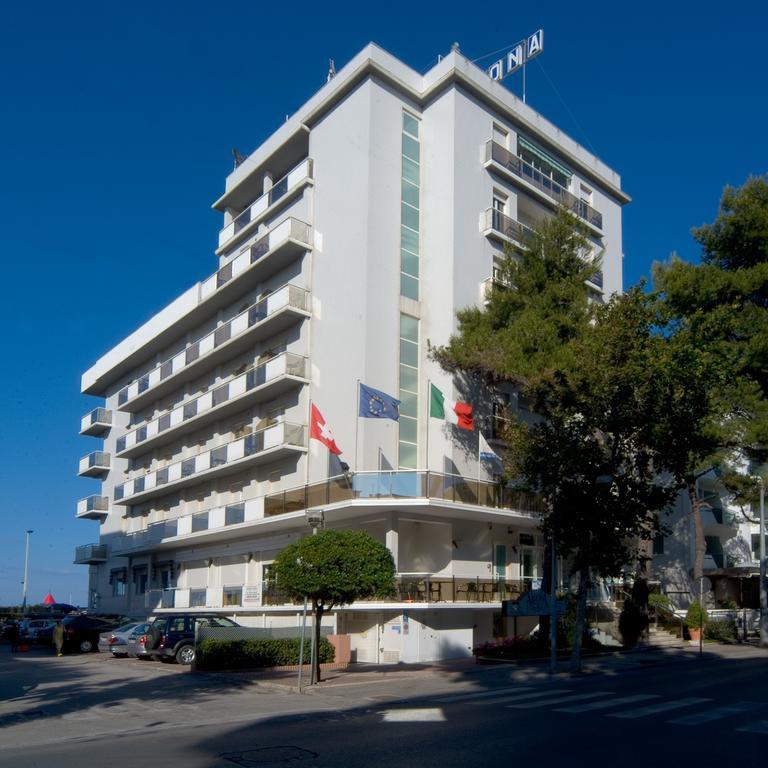 Hotel Arizona Riccione Bagian luar foto
