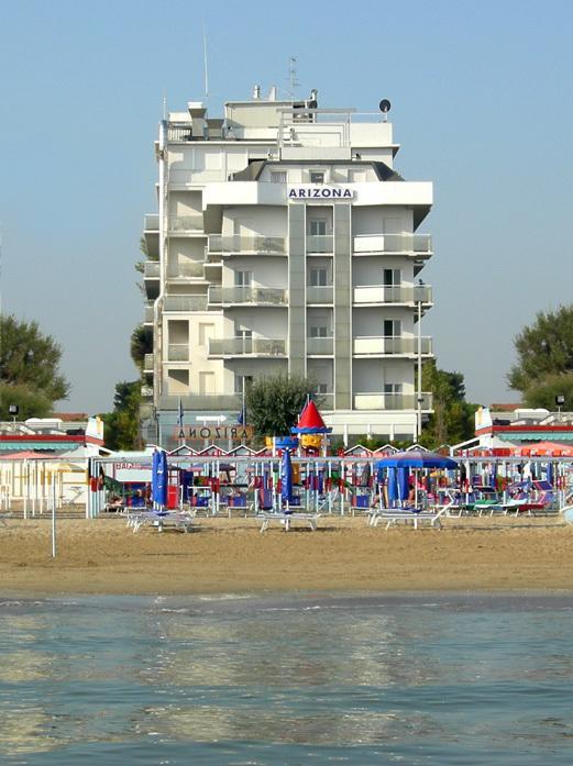 Hotel Arizona Riccione Bagian luar foto