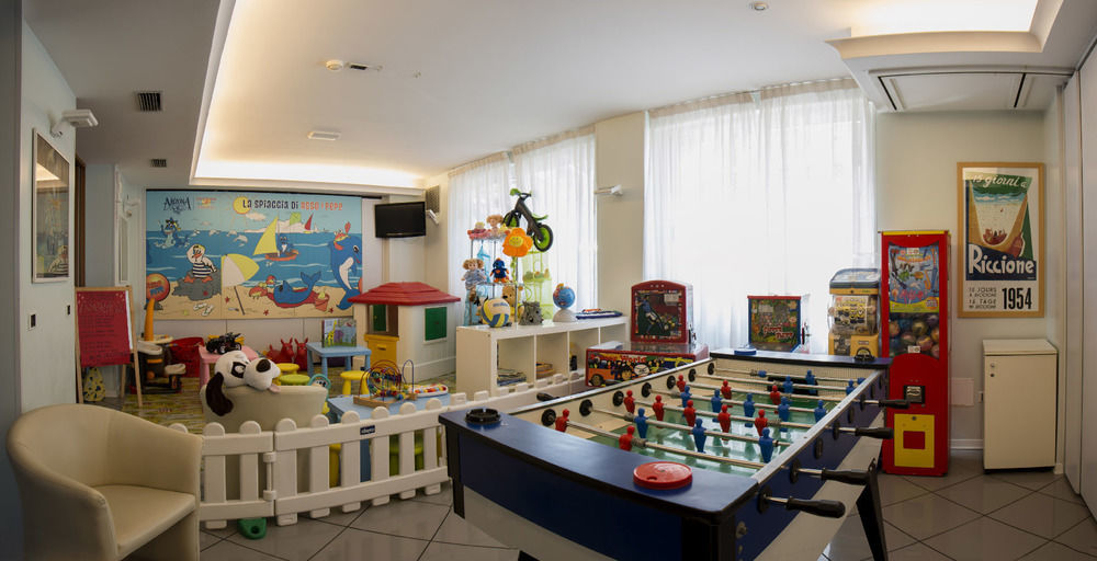 Hotel Arizona Riccione Bagian luar foto